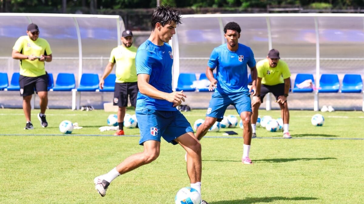 República Dominicana busca ante Nicaragua histórico pase a cuartos