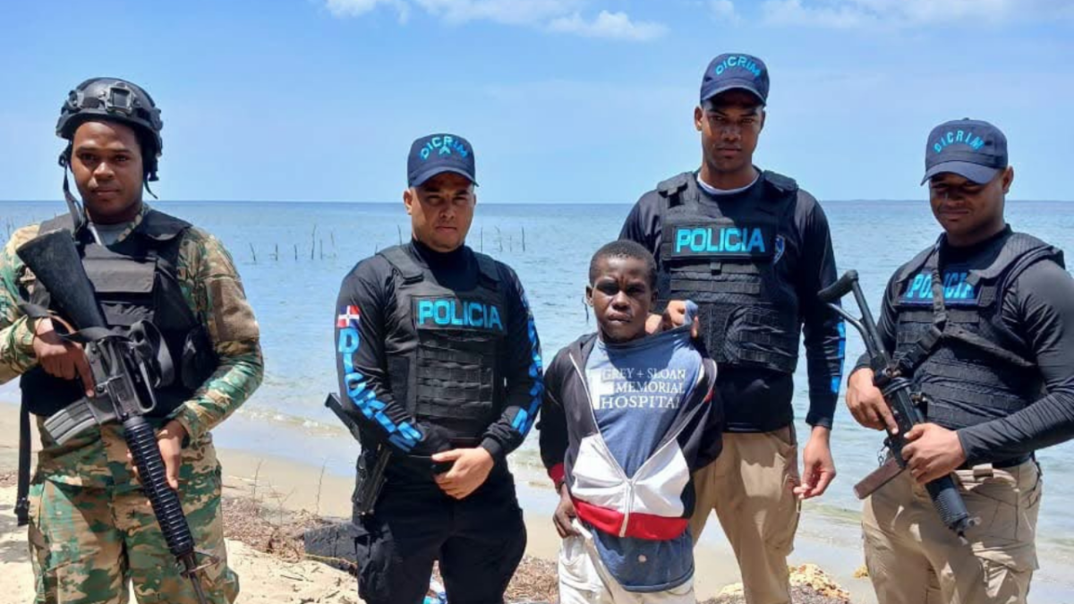 DICRIM captura a uno de los dos haitianos que escaparon de la cárcel preventiva de Montecristi