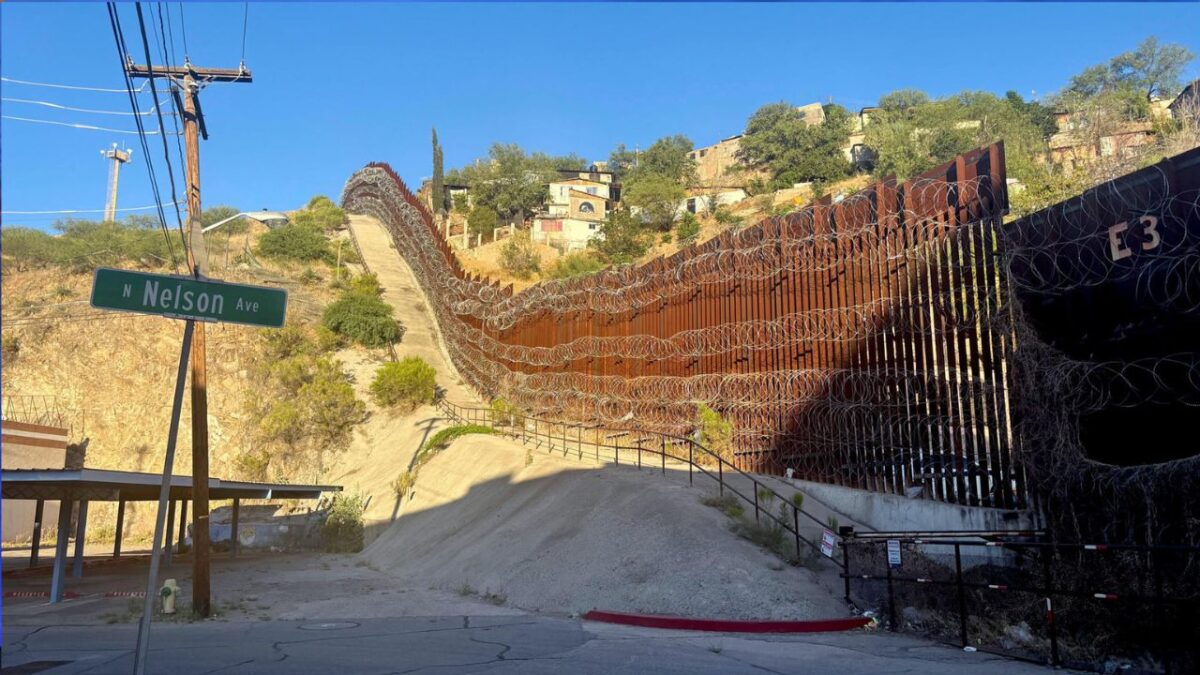 EEUU restringe terrenos de Arizona durante dos años por la construcción de muro fronterizo