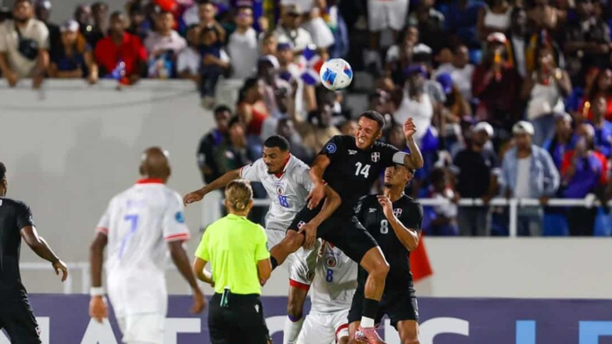 Haití vence 4-1 a República Dominicana; fanáticos celebran con bailes y cornetas