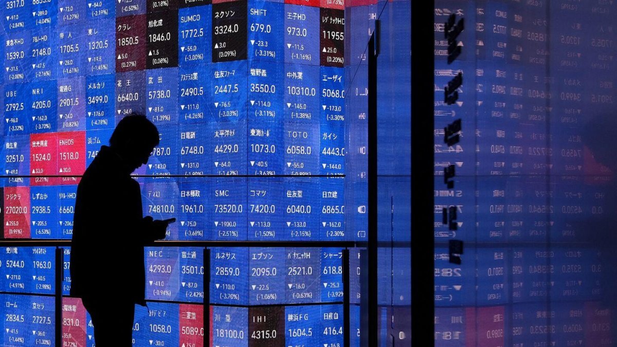 ¿Cómo arrancan los mercados este lunes? Estas son las señales que siguen los inversionistas
