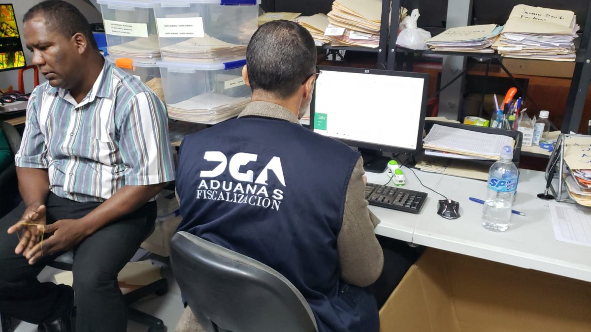 DGA recupera RD$1,652 millones en impuestos tras fiscalización de 389 importaciones asiáticas